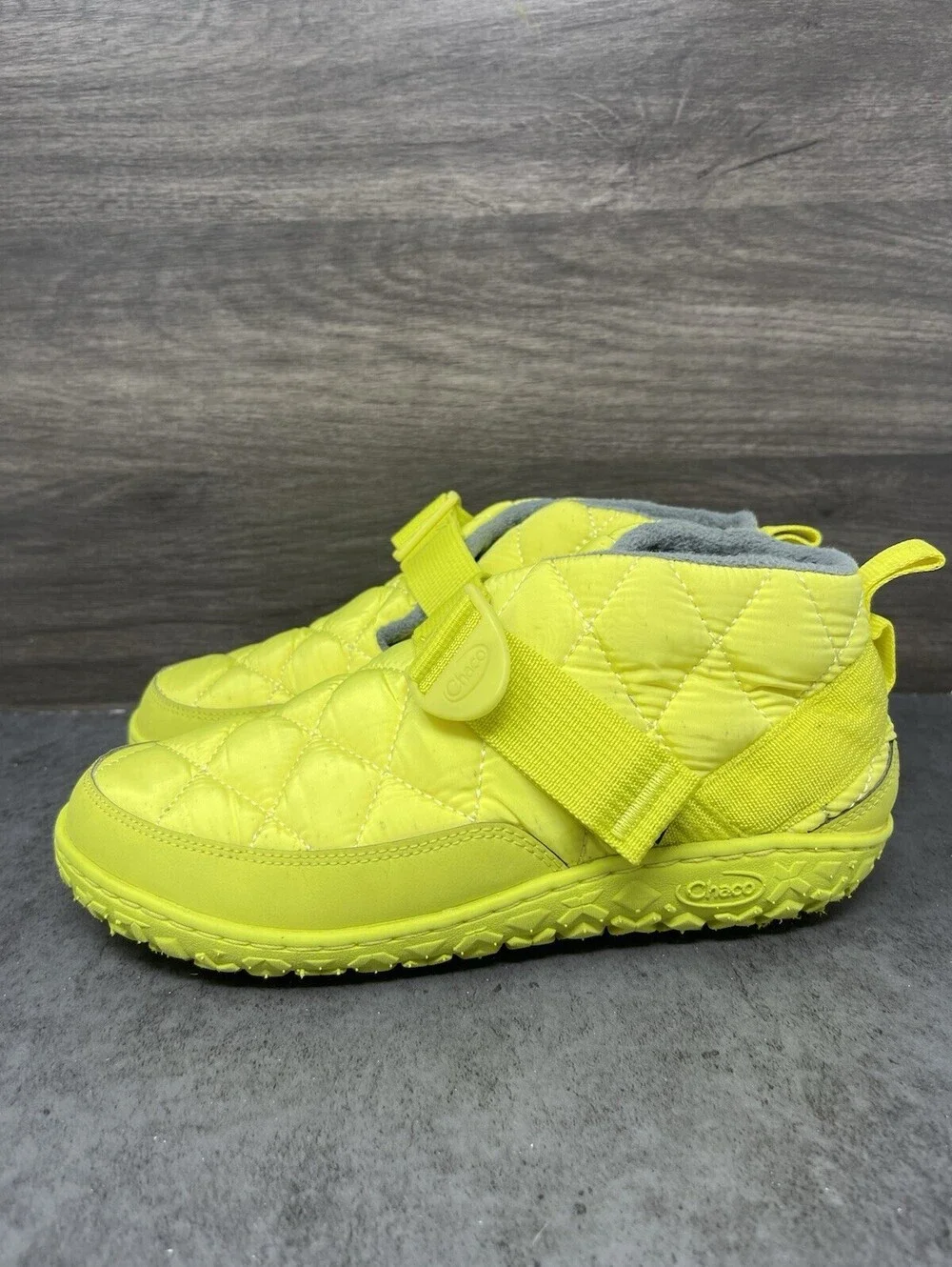 Chaco Ramble Puff Shoes Womens Size 8 Hi Vis Green Slip On Buckle